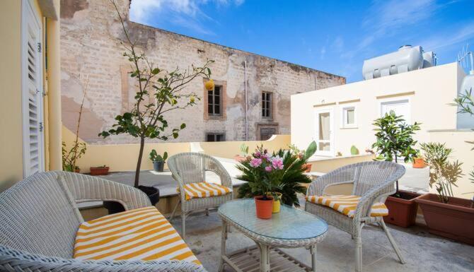 Angelo Apartments & Rooms Trapani Exterior foto
