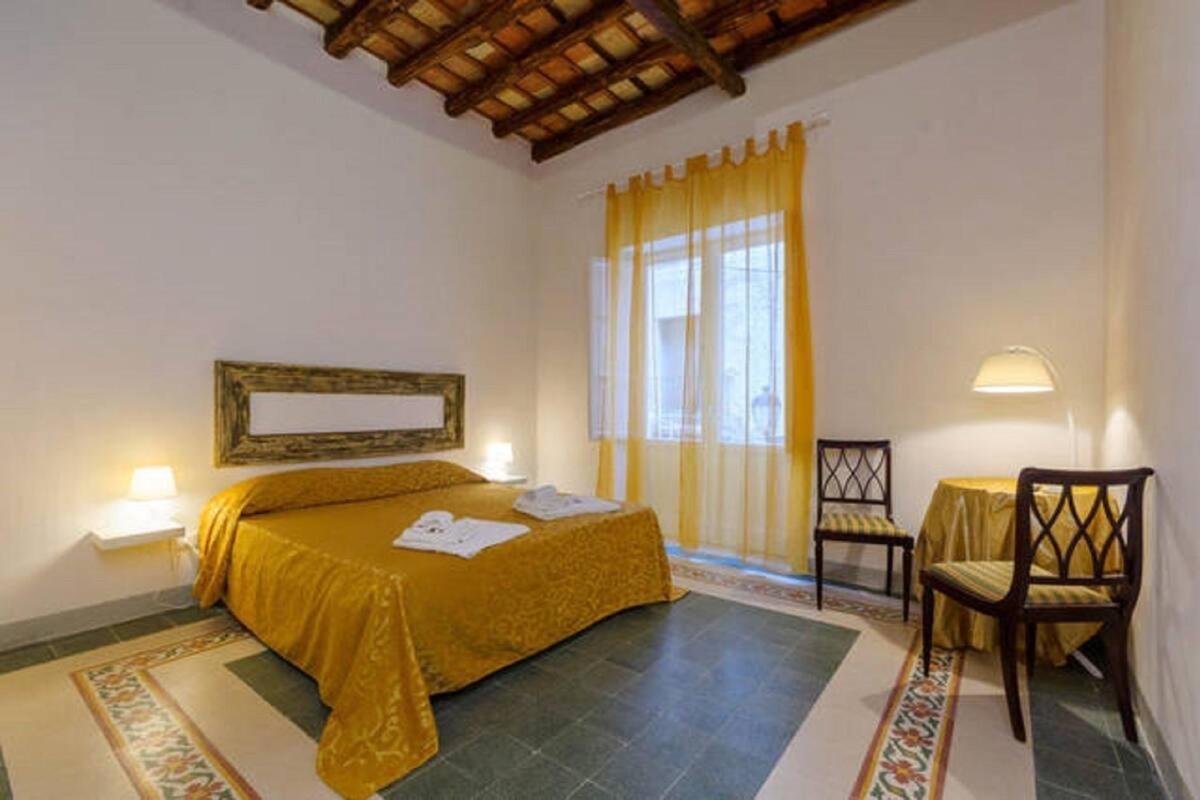 Angelo Apartments & Rooms Trapani Exterior foto