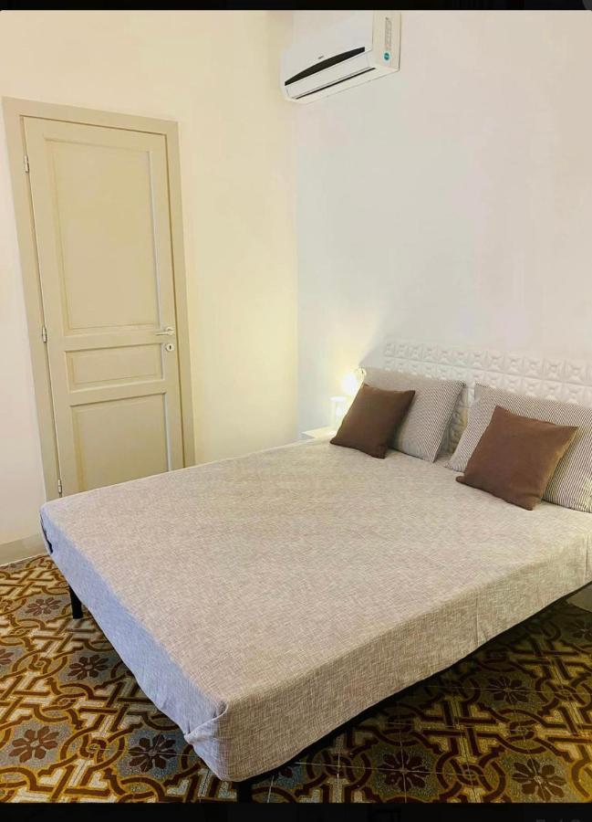Angelo Apartments & Rooms Trapani Exterior foto