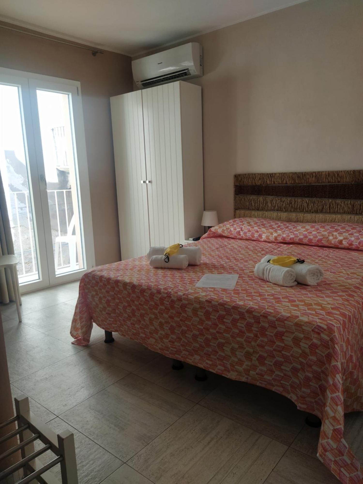 Angelo Apartments & Rooms Trapani Habitación foto